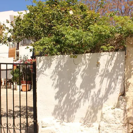 Traditional Stone House Apartament *