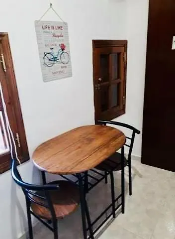 Traditional Stone House Апартаменты Родос